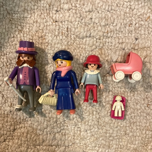 Playmobil Toys Vintage 987 Playmobil Set 557 Victorian Family